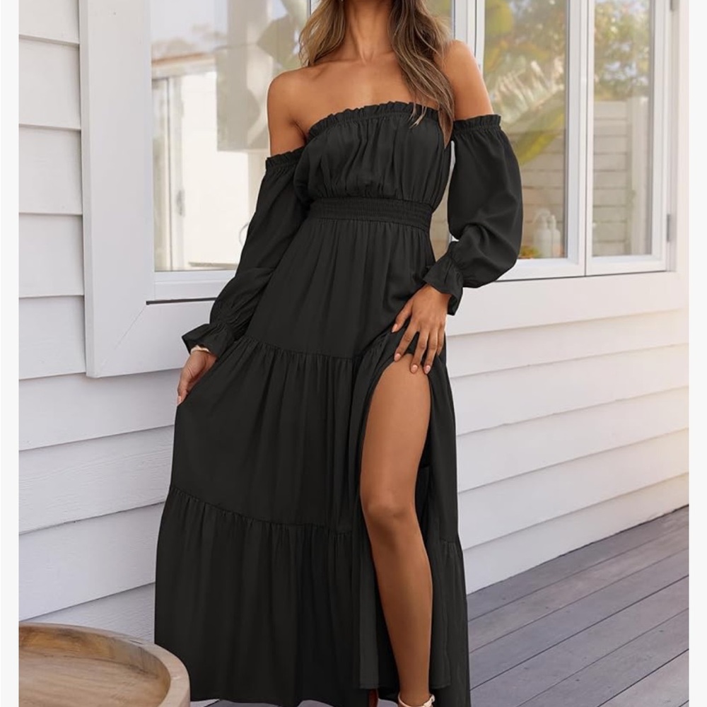 Elegant Off-Shoulder Black Maxi Dress